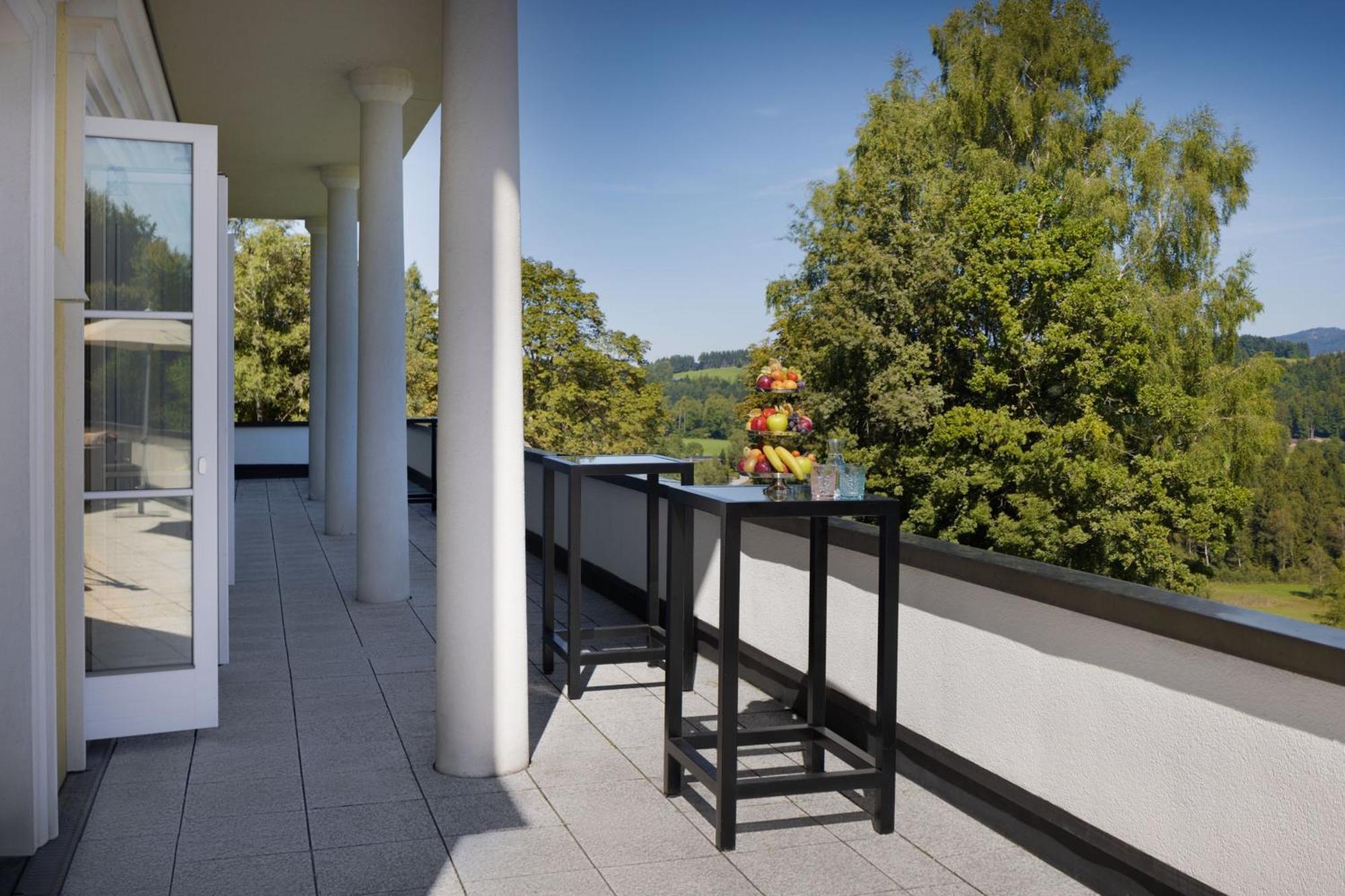 Arabella Jagdhof Resort Am Fuschlsee, A Tribute Portfolio Hotel Hof bei Salzburg Exterior photo