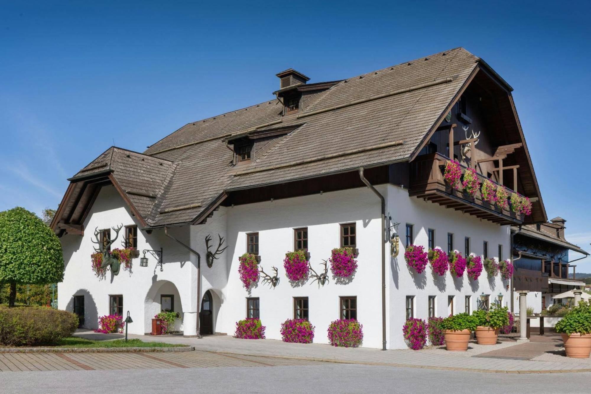 Arabella Jagdhof Resort Am Fuschlsee, A Tribute Portfolio Hotel Hof bei Salzburg Exterior photo