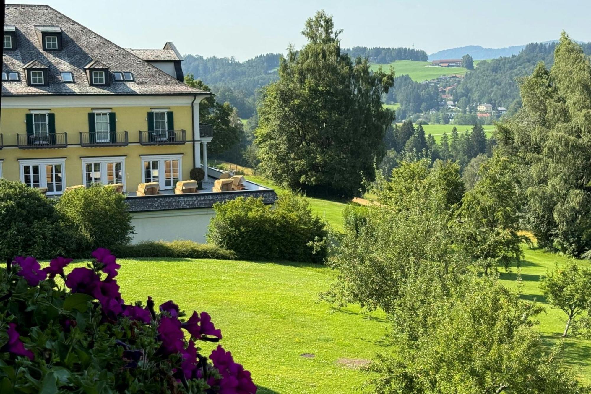 Arabella Jagdhof Resort Am Fuschlsee, A Tribute Portfolio Hotel Hof bei Salzburg Exterior photo
